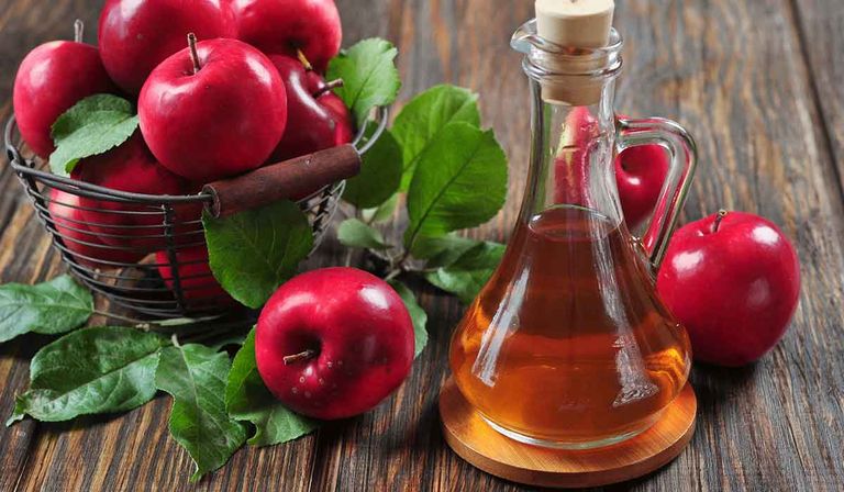  إليكم أهم فوائد خل التفاح للصحة والبشرة